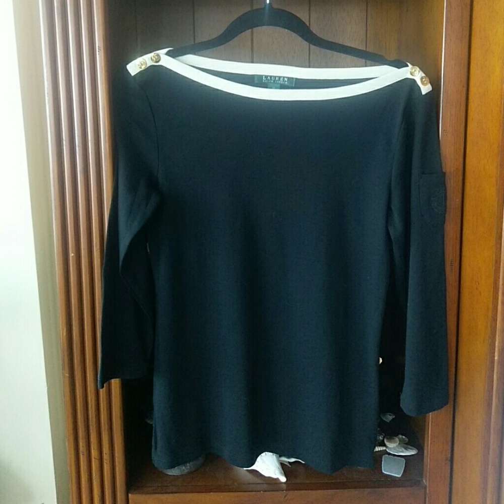 Ralph Lauren knit 3/4" sleeve with pocket.